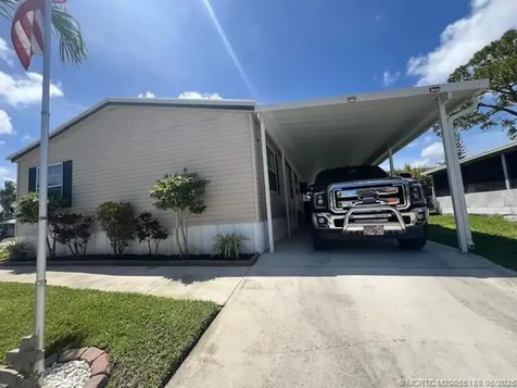 6155 N Ironwood Lane Lantana FL 33462