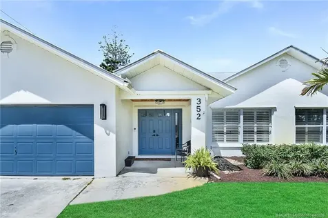 352 SW Ridge Lane Stuart FL 34994