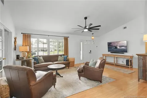 352 SW Ridge Lane Stuart FL 34994