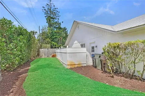 352 SW Ridge Lane Stuart FL 34994