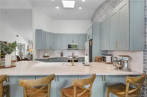 352 SW Ridge Lane Stuart FL 34994