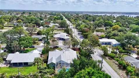 352 SW Ridge Lane Stuart FL 34994