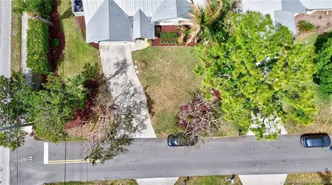 352 SW Ridge Lane Stuart FL 34994