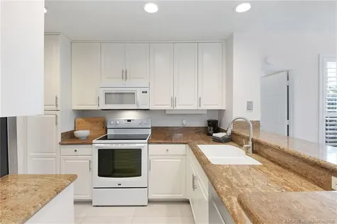 421 NE Plantation Road Stuart FL 34996