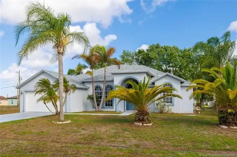 409 SW Prater Avenue Port St Lucie FL 34953