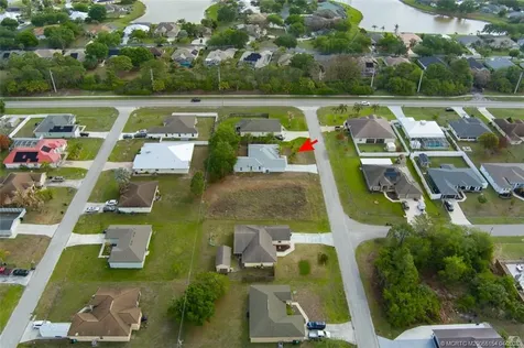 409 SW Prater Avenue Port St Lucie FL 34953