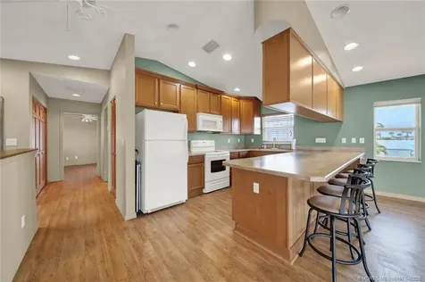 10725 S Ocean Drive Jensen Beach FL 34957