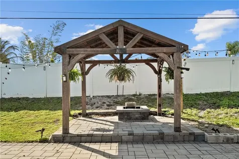 5688 SE Pot O Gold Place Stuart FL 34997