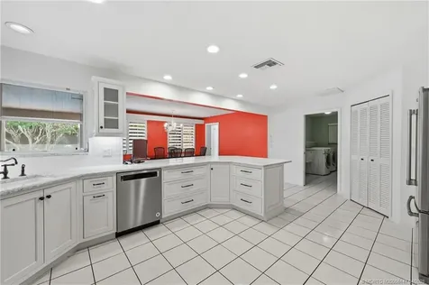 1038 NE Hansen Terrace Jensen Beach FL 34957