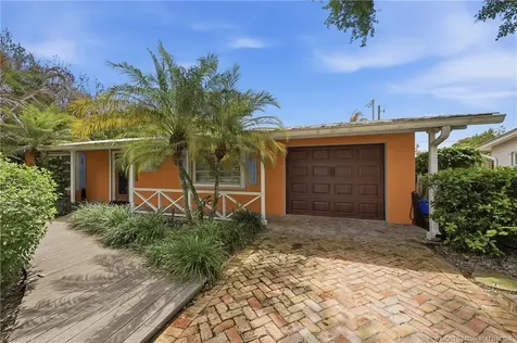 1038 NE Hansen Terrace Jensen Beach FL 34957