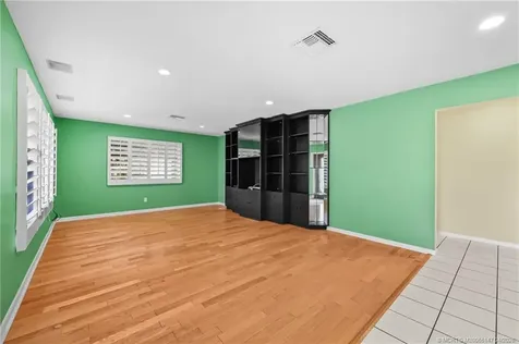 1038 NE Hansen Terrace Jensen Beach FL 34957