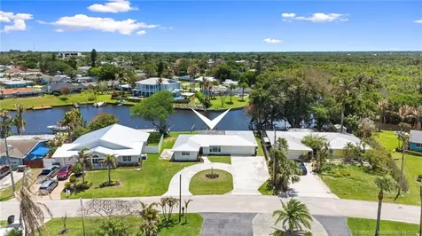 207 Olive Avenue Port St Lucie FL 34952