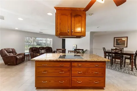 207 Olive Avenue Port St Lucie FL 34952