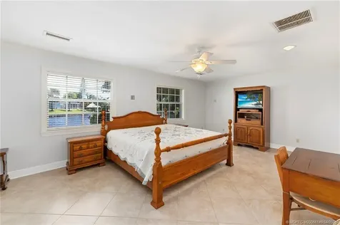 207 Olive Avenue Port St Lucie FL 34952