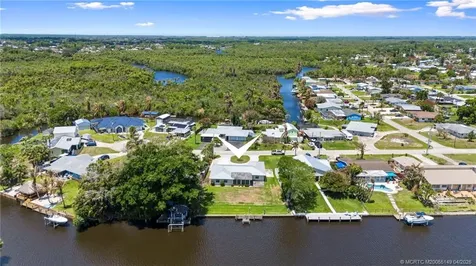 207 Olive Avenue Port St Lucie FL 34952