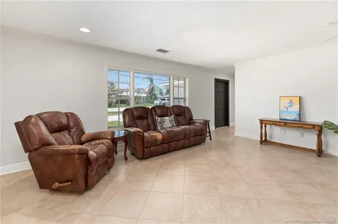 207 Olive Avenue Port St Lucie FL 34952