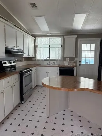 489 Swan Lane Vero Beach FL 32966