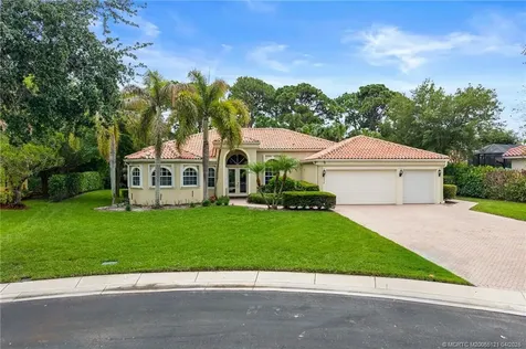 8824 SE Oak Grove Terrace Hobe Sound FL 33455