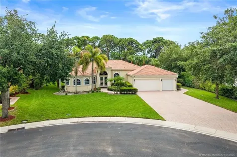 8824 SE Oak Grove Terrace Hobe Sound FL 33455