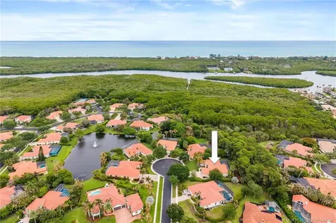 8824 SE Oak Grove Terrace Hobe Sound FL 33455