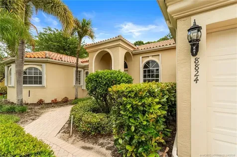 8824 SE Oak Grove Terrace Hobe Sound FL 33455