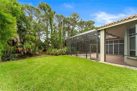8824 SE Oak Grove Terrace Hobe Sound FL 33455