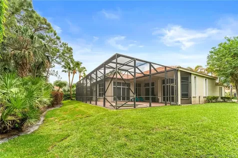 8824 SE Oak Grove Terrace Hobe Sound FL 33455