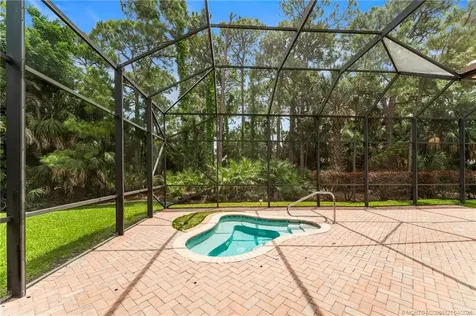 8824 SE Oak Grove Terrace Hobe Sound FL 33455