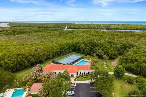 8824 SE Oak Grove Terrace Hobe Sound FL 33455