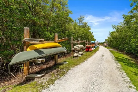 8824 SE Oak Grove Terrace Hobe Sound FL 33455