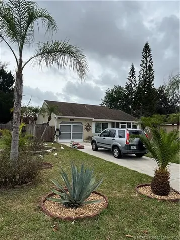 1509 SE Belcrest Street Port St Lucie FL 34952