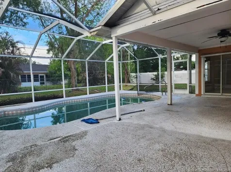 742 SW Nichols Terrace Port St Lucie FL 34953