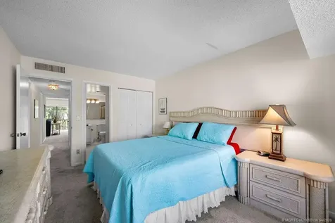 1600 NE Dixie Highway Jensen Beach FL 34957