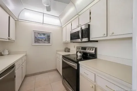 1600 NE Dixie Highway Jensen Beach FL 34957