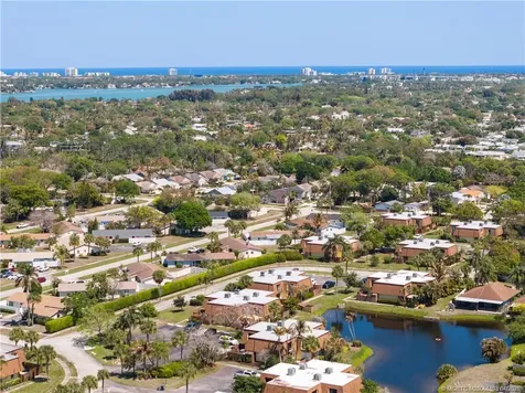110 N Delaware Boulevard Jupiter FL 33458