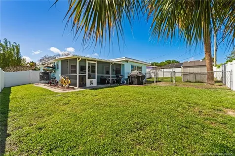 3389 NE Linda Drive Jensen Beach FL 34957