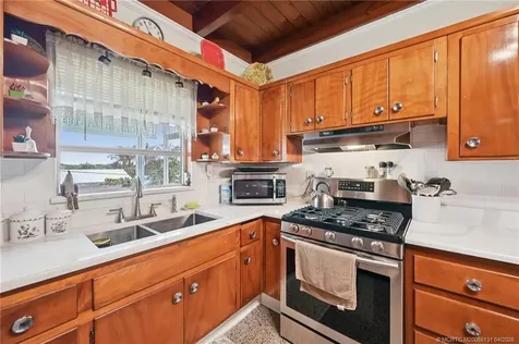 4274 NE Skyline Drive Jensen Beach FL 34957