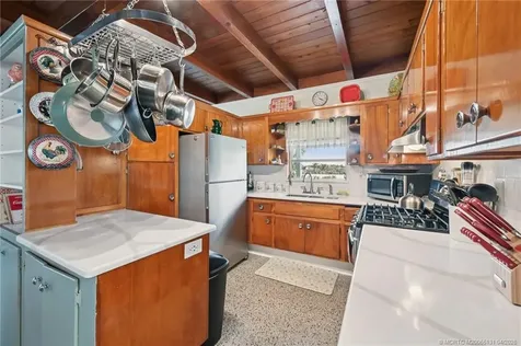 4274 NE Skyline Drive Jensen Beach FL 34957