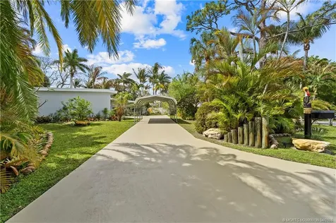 505 SW North Carolina Drive Stuart FL 34994