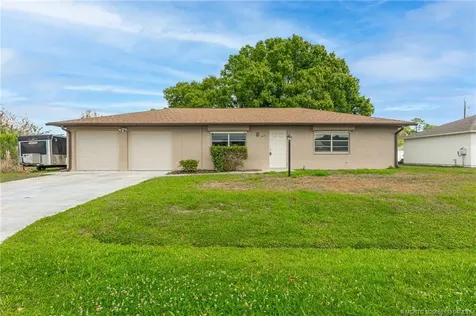 549 SW Buswell Avenue Port St Lucie FL 34983