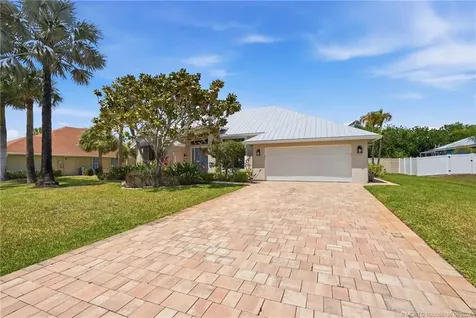 1102 SE Strathmore Drive Port St Lucie FL 34952