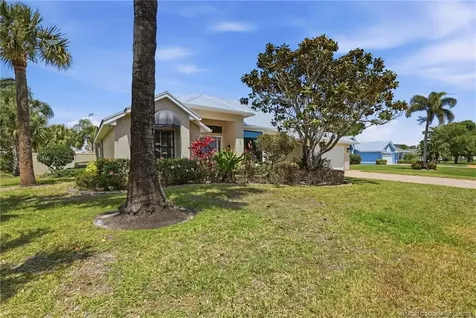 1102 SE Strathmore Drive Port St Lucie FL 34952