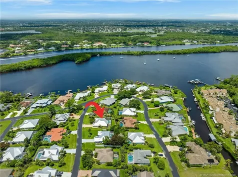 1102 SE Strathmore Drive Port St Lucie FL 34952