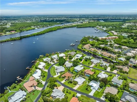 1102 SE Strathmore Drive Port St Lucie FL 34952