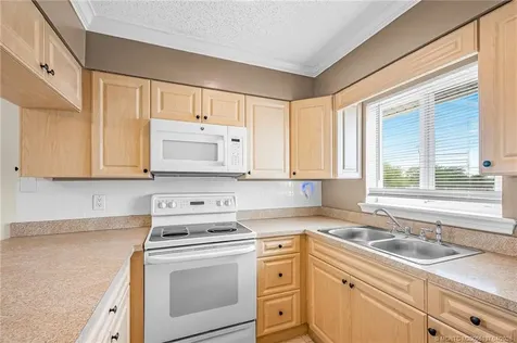 187 SE Village Drive Port St Lucie FL 34952