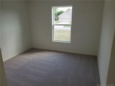 611 SW Mccomb Avenue SW Port St Lucie FL 34953