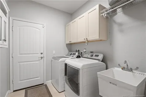 445 NW Sunflower Place Jensen Beach FL 34957