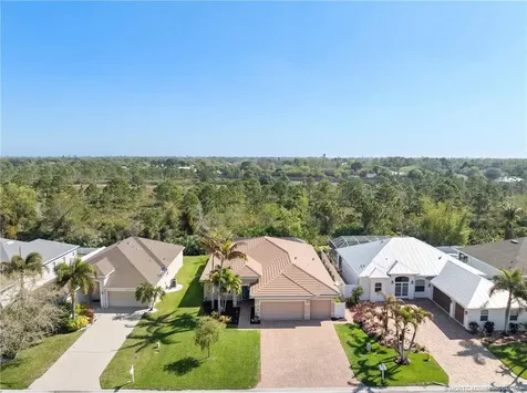 445 NW Sunflower Place Jensen Beach FL 34957