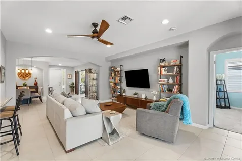 445 NW Sunflower Place Jensen Beach FL 34957
