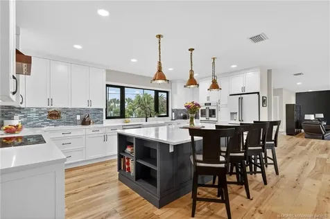 276 Bermuda Beach Drive Hutchinson Island FL 34949